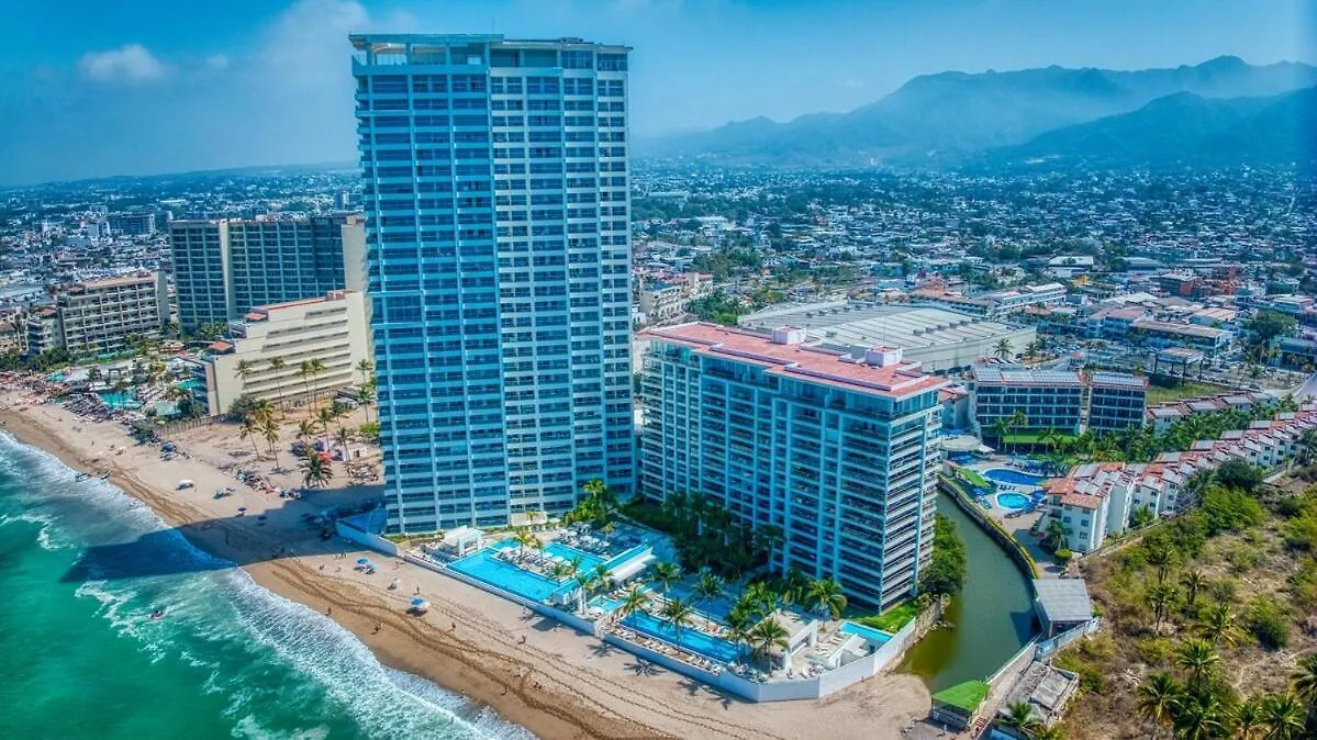 Charming Oceanfront Condo Puerto Vallarta Apartment