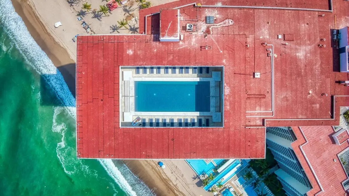 Charming Oceanfront Condo Puerto Vallarta