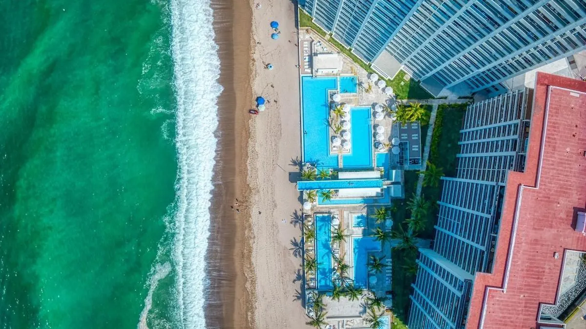 Charming Oceanfront Condo Puerto Vallarta